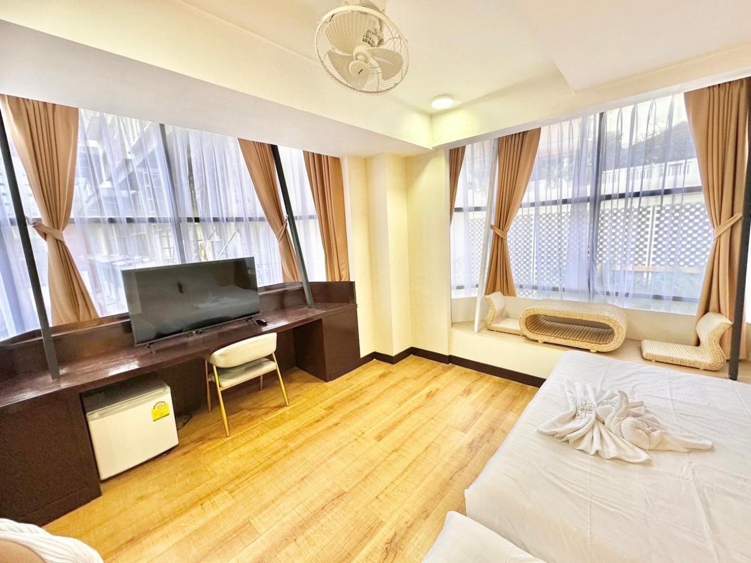 Abc So Hotel Bangkok Buitenkant foto